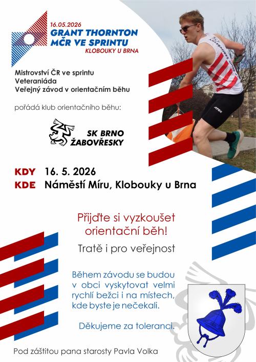 běžci na orientačním závodu